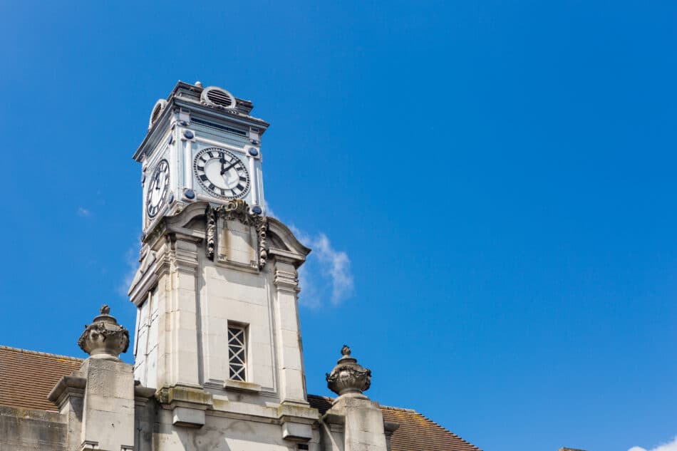 Why Choose Tunbridge Wells For Your Next Summer Getaway?