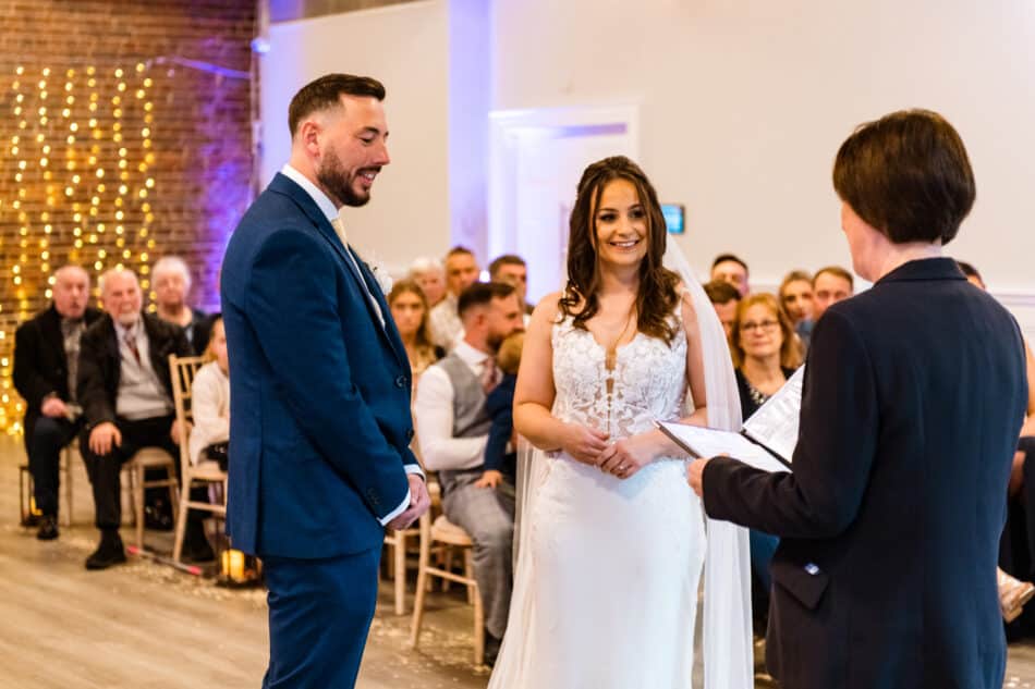 Your Guide to Christmas Weddings