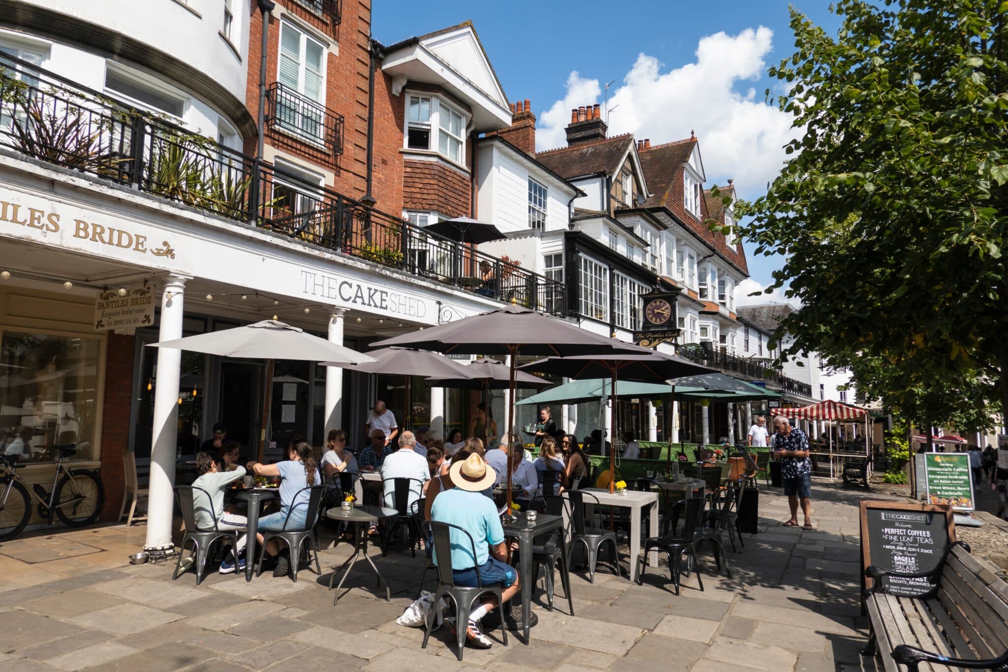 Tunbridge,Wells,,Kent,,England,-,August,26th,2022:,Cafes,In