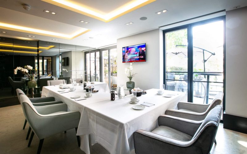 001-One Warwick Park HIGHRES-