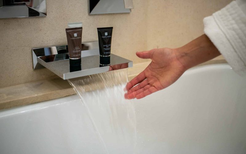 318-One Warwick Park January 2023 HIGH RES